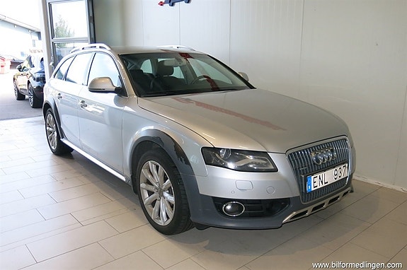 Audi A4 3 of 19