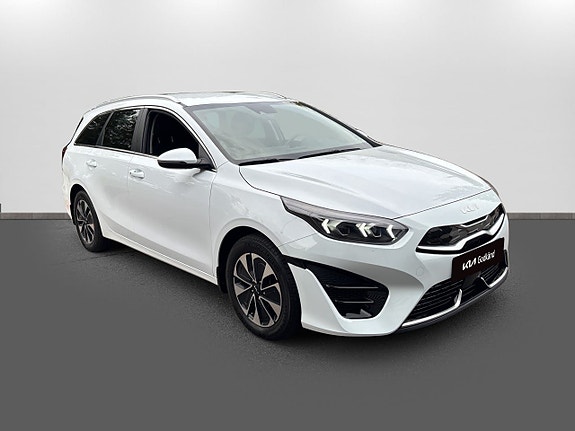 Kia Ceed 3 of 23
