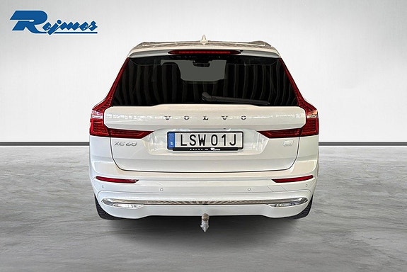 Volvo XC60 14 of 17