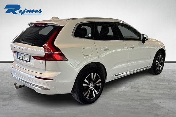 Volvo XC60 15 of 17