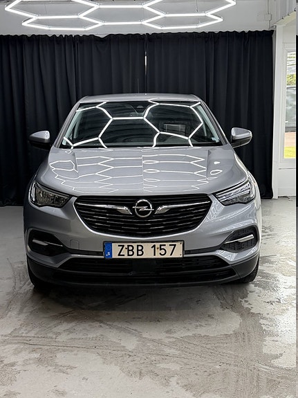 Opel Grandland X 11 of 14
