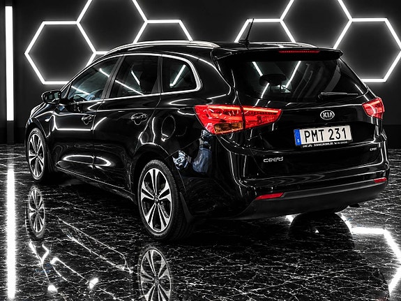Kia Ceed 4 of 18