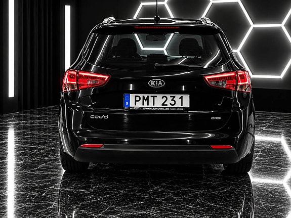 Kia Ceed 5 of 18