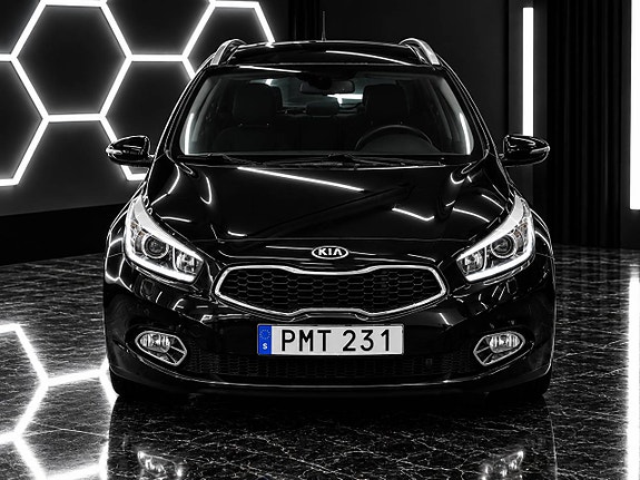 Kia Ceed 2 of 18
