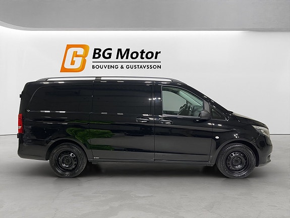 Mercedes-Benz Vito 119 3 of 18