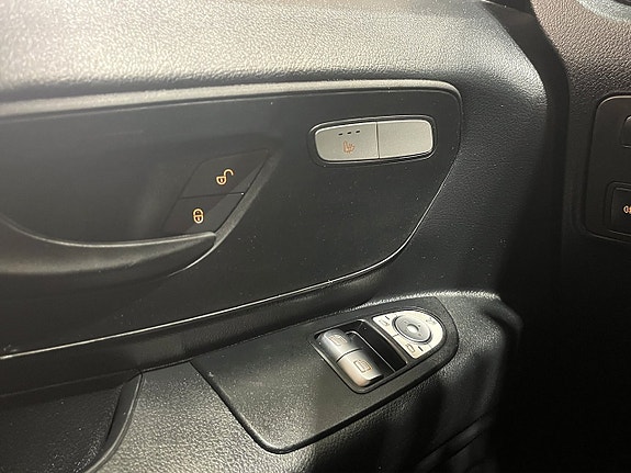 Mercedes-Benz Vito 119 18 of 18