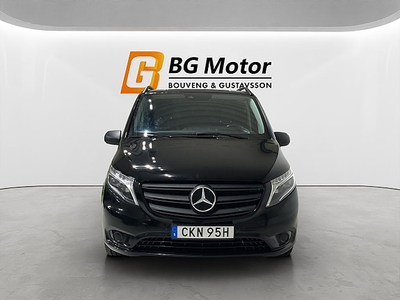 Mercedes-Benz Vito 119 2 of 18