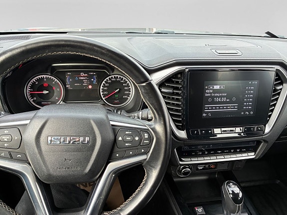Isuzu D-max 10 of 15