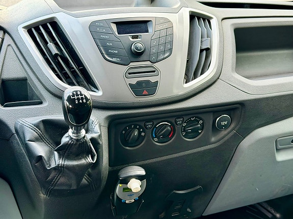 Ford Transit 17 of 26