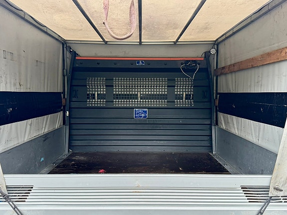 Ford Transit 23 of 26