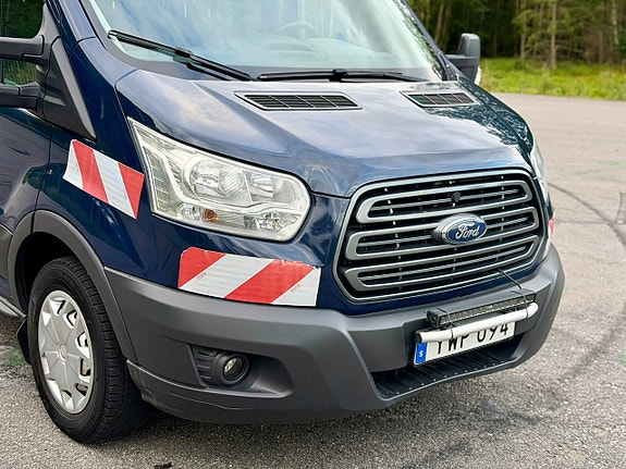 Ford Transit 9 of 26
