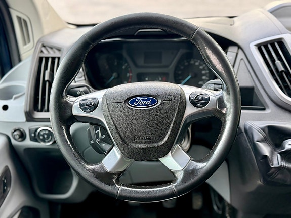 Ford Transit 16 of 26