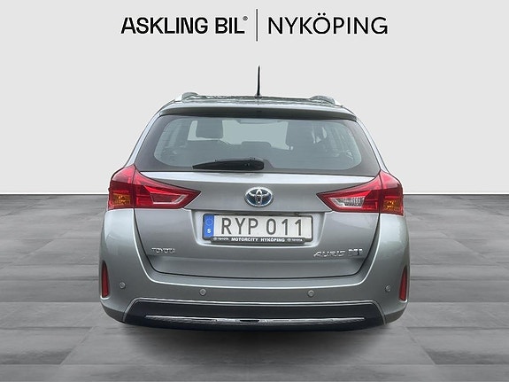 Toyota Auris 4 of 11