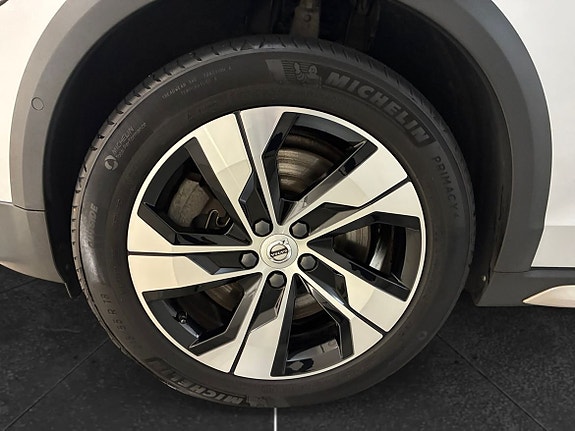 Volvo V60 Cross Country 10 of 15