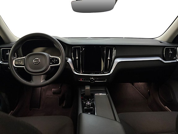 Volvo V60 Cross Country 5 of 15