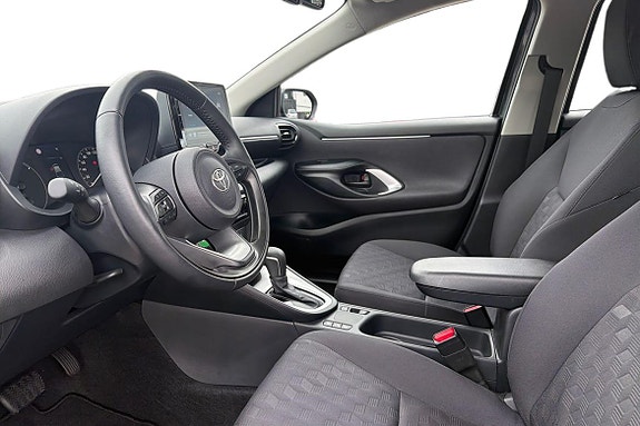 Toyota Yaris 14 of 21
