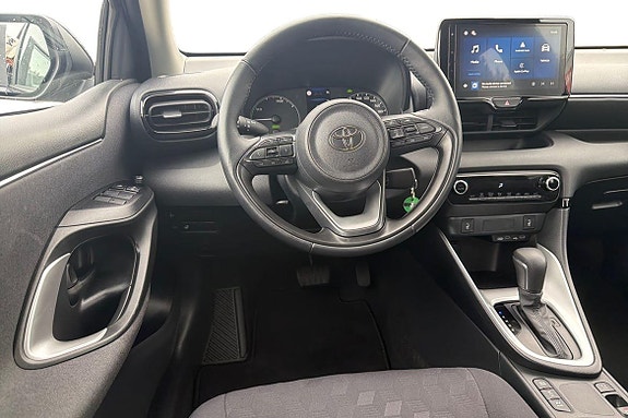 Toyota Yaris 11 of 21