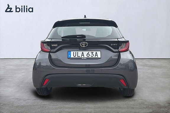 Toyota Yaris 5 of 21