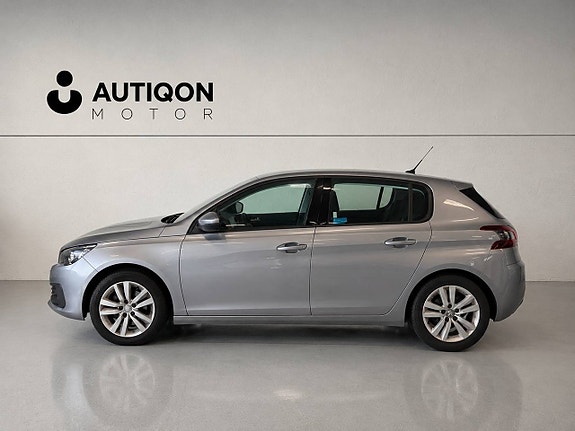 Peugeot 308 2 of 21