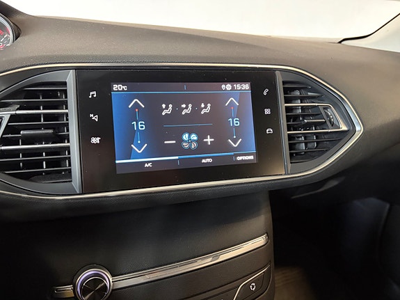 Peugeot 308 10 of 21