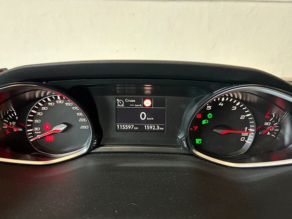 Peugeot 308 8 of 21