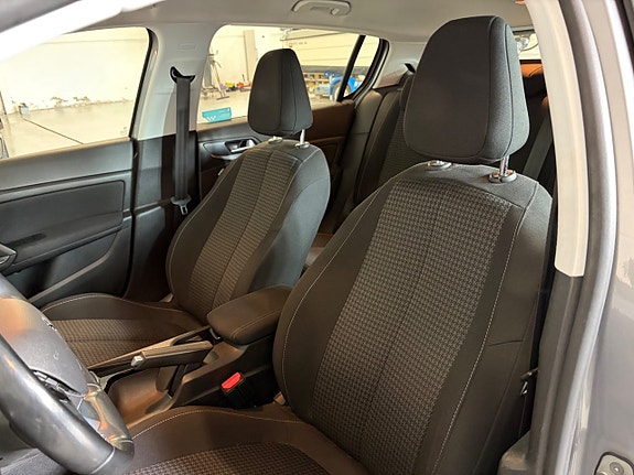 Peugeot 308 20 of 21