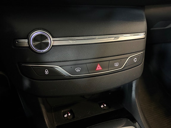 Peugeot 308 18 of 21