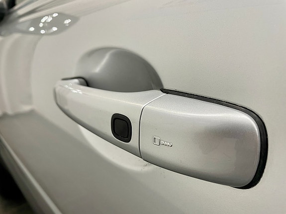 Volvo XC70 7 of 28