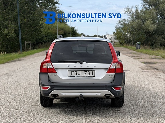 Volvo XC70 15 of 18