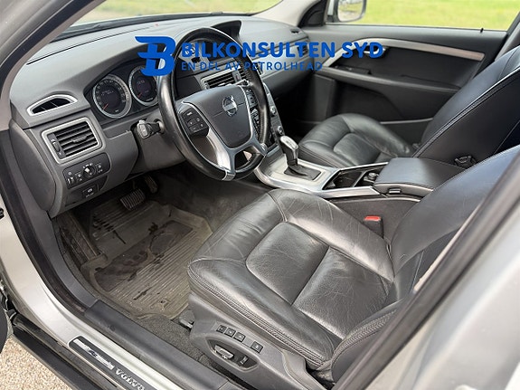 Volvo XC70 5 of 18
