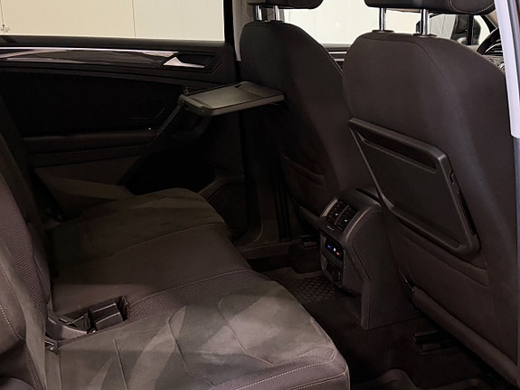 Volkswagen Tiguan Allspace 10 of 24