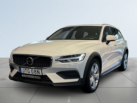 Volvo V60 Cross Country 16 of 18