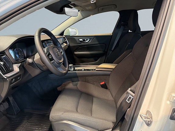 Volvo V60 Cross Country 13 of 18