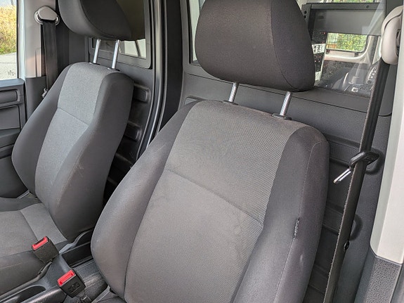 Volkswagen Caddy Maxi 15 of 22