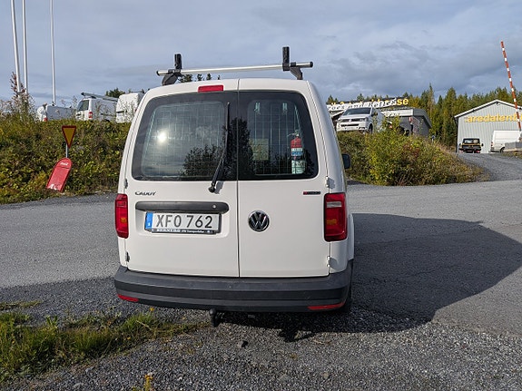 Volkswagen Caddy Maxi 8 of 22