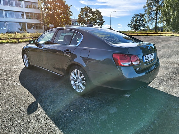 Lexus GS300 10 of 28