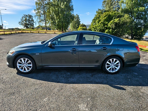 Lexus GS300 12 of 28