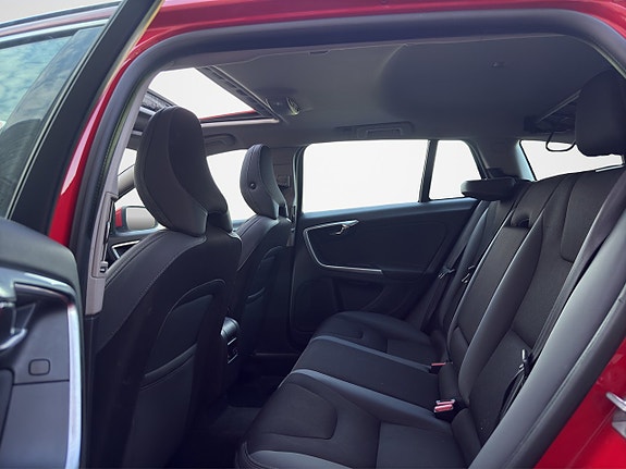 Volvo V60 18 of 19