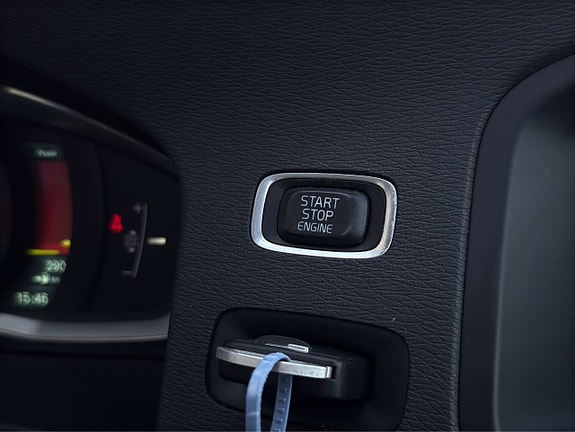 Volvo V60 16 of 19