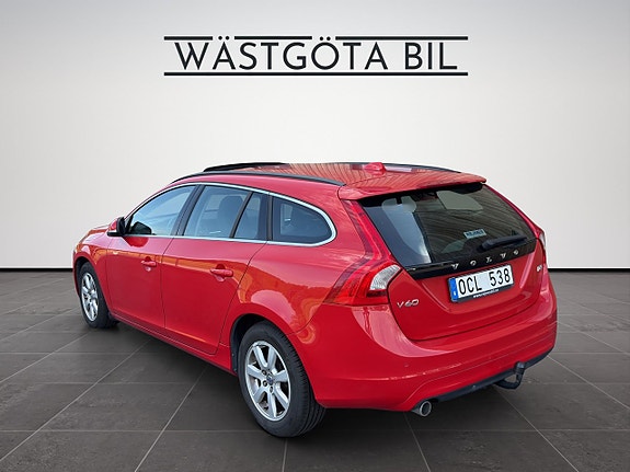 Volvo V60 4 of 19