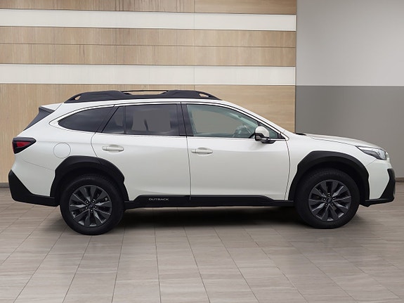 Subaru Outback 6 of 16