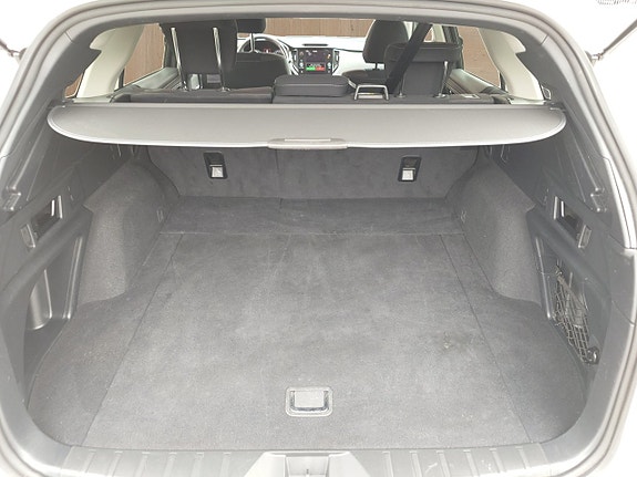 Subaru Outback 9 of 16