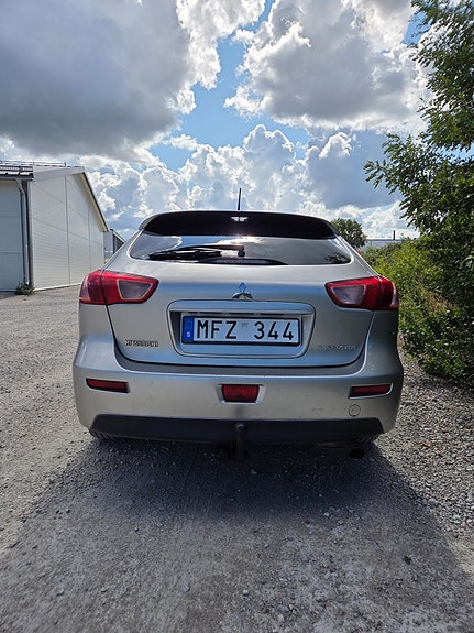 Mitsubishi Lancer 5 of 10