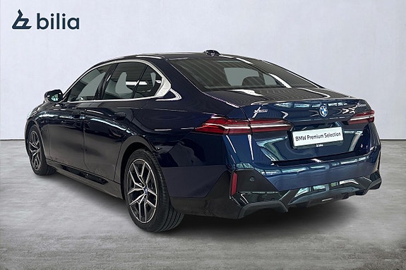 BMW 550e 2 of 19