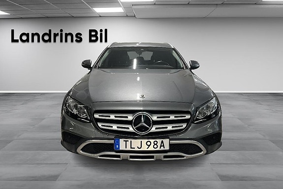 Mercedes-Benz E400 d 2 of 14