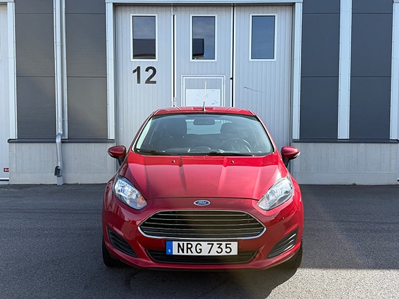 Ford Fiesta 2 of 10