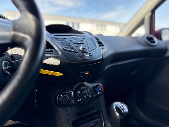 Ford Fiesta 10 of 10