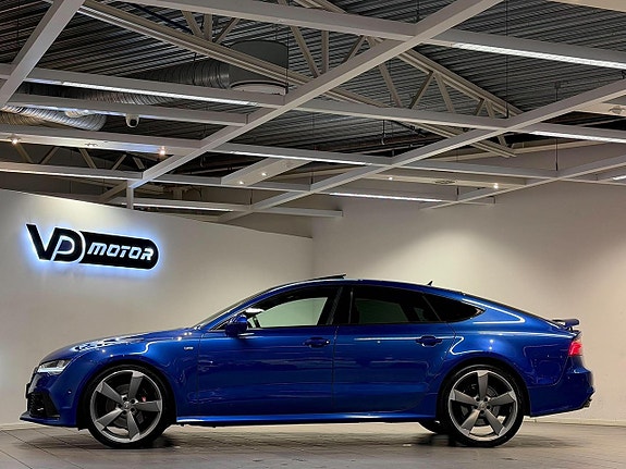 Audi A7 2 of 23
