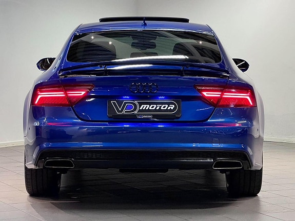 Audi A7 8 of 23