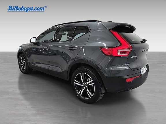 Volvo XC40 4 of 15